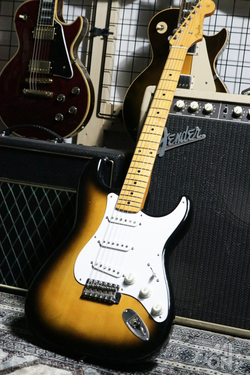 Fender Japan ST54-55 2TS w/ Monty's Guitars '54 Stratocaster