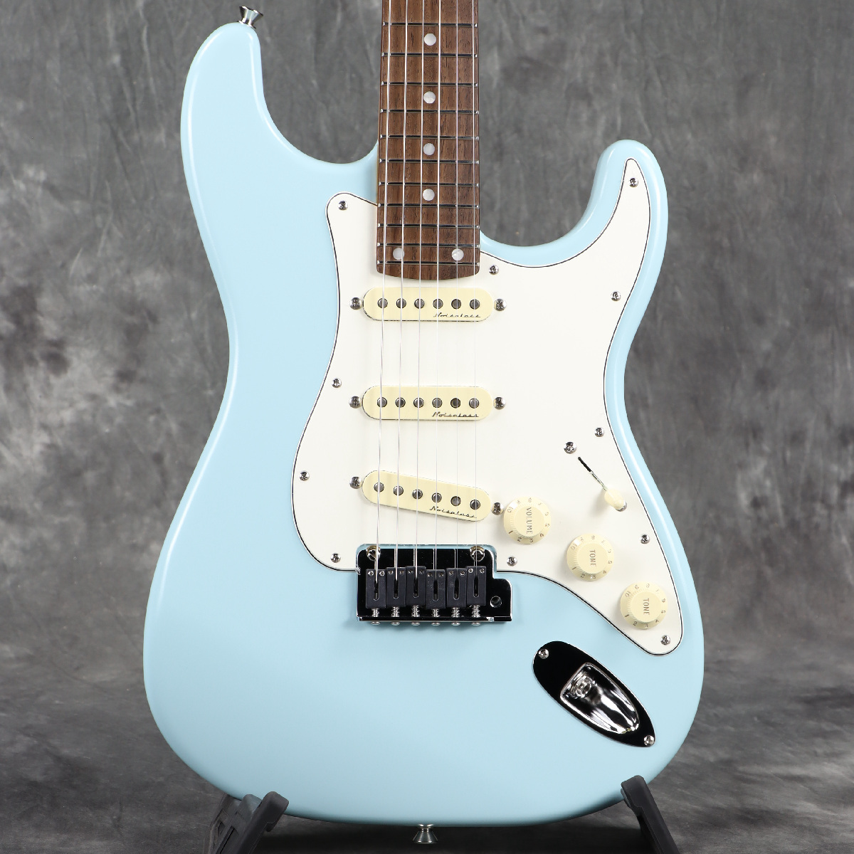 Fender Rei Stratocaster R246 Rosewood Fingerboard Rei Blu