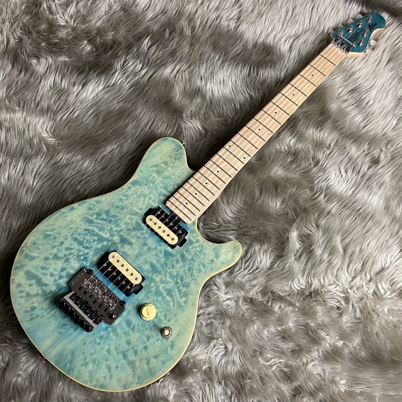Sterling by MUSIC MAN SBMM AX40-TBL-M(Transparent Blue