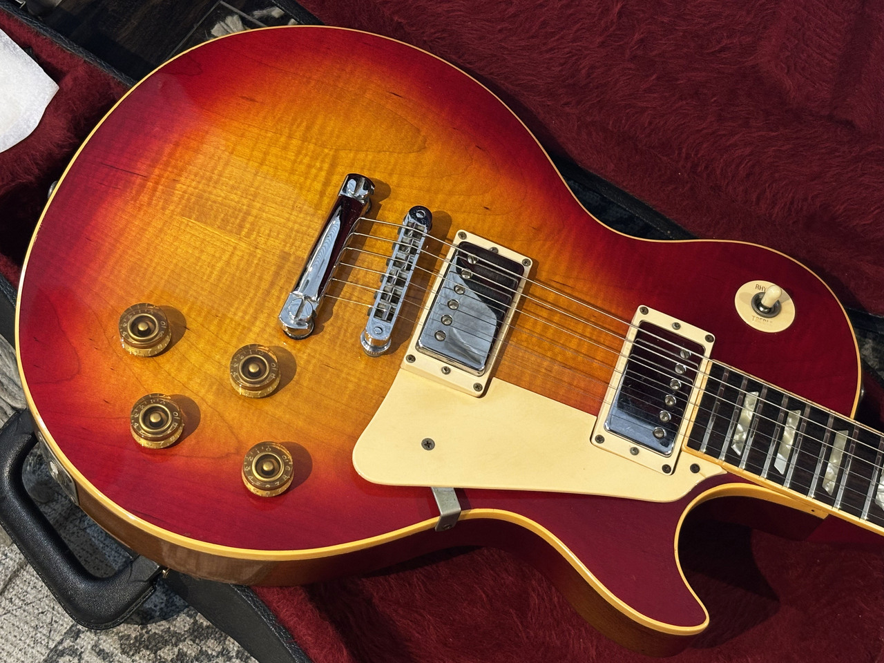 Gibson 1980 Les Paul Standard Cherry Sunburst【PRICE DOWN
