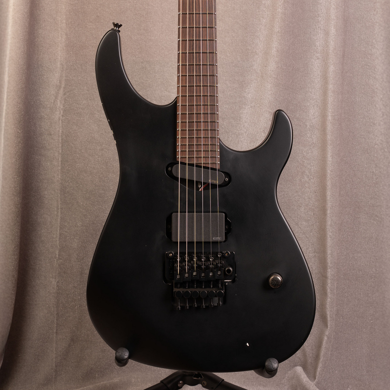 Caparison Horus Black Satin（中古/送料無料）【楽器検索デジマート】