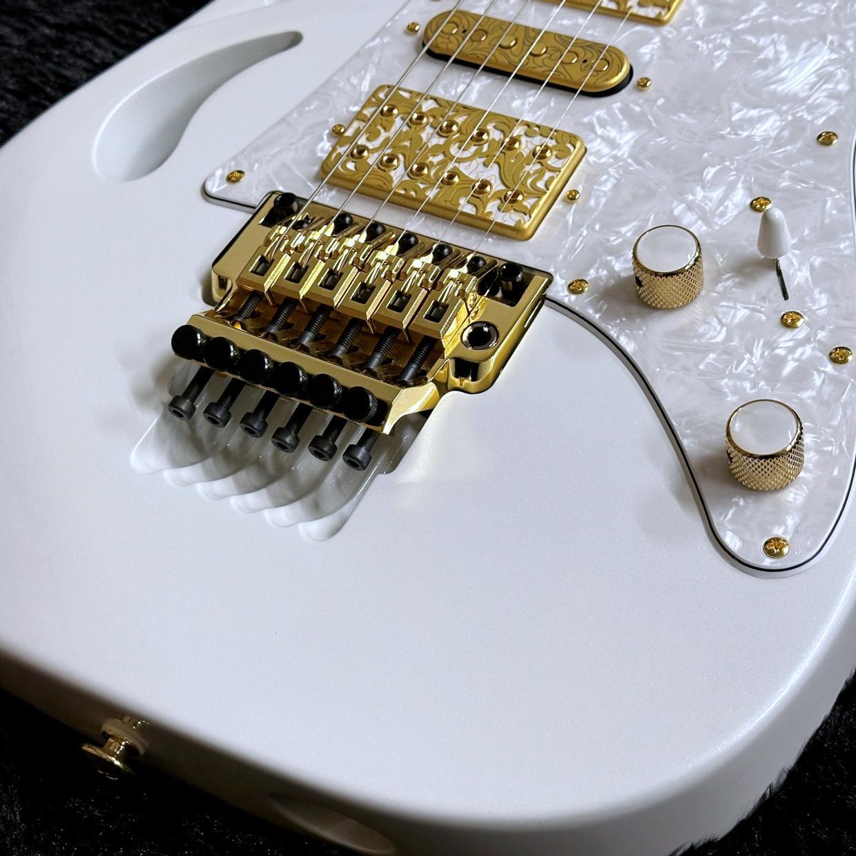Ibanez PIA3761-SLW (Stallion White) Steve Vai Signature Model 【특가】【미전시 보관】 사진 4