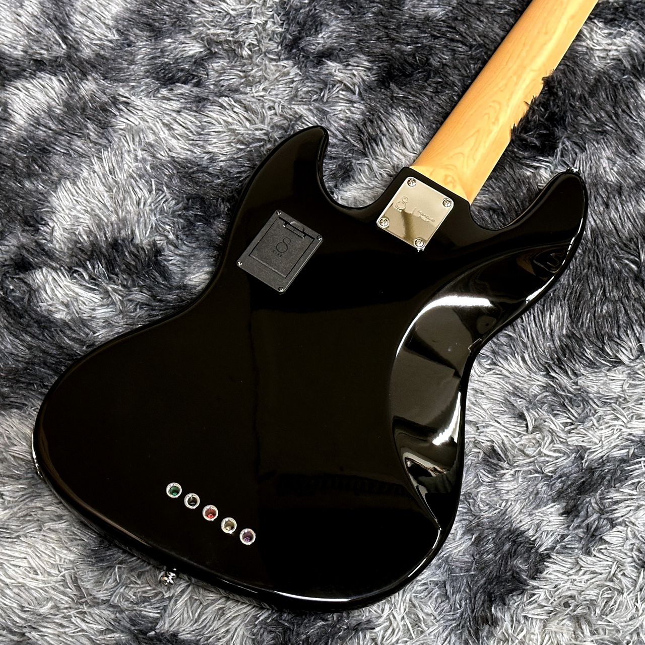 Sire Marcus Miller V7 Alder 5st BK (Black) -2nd Generation