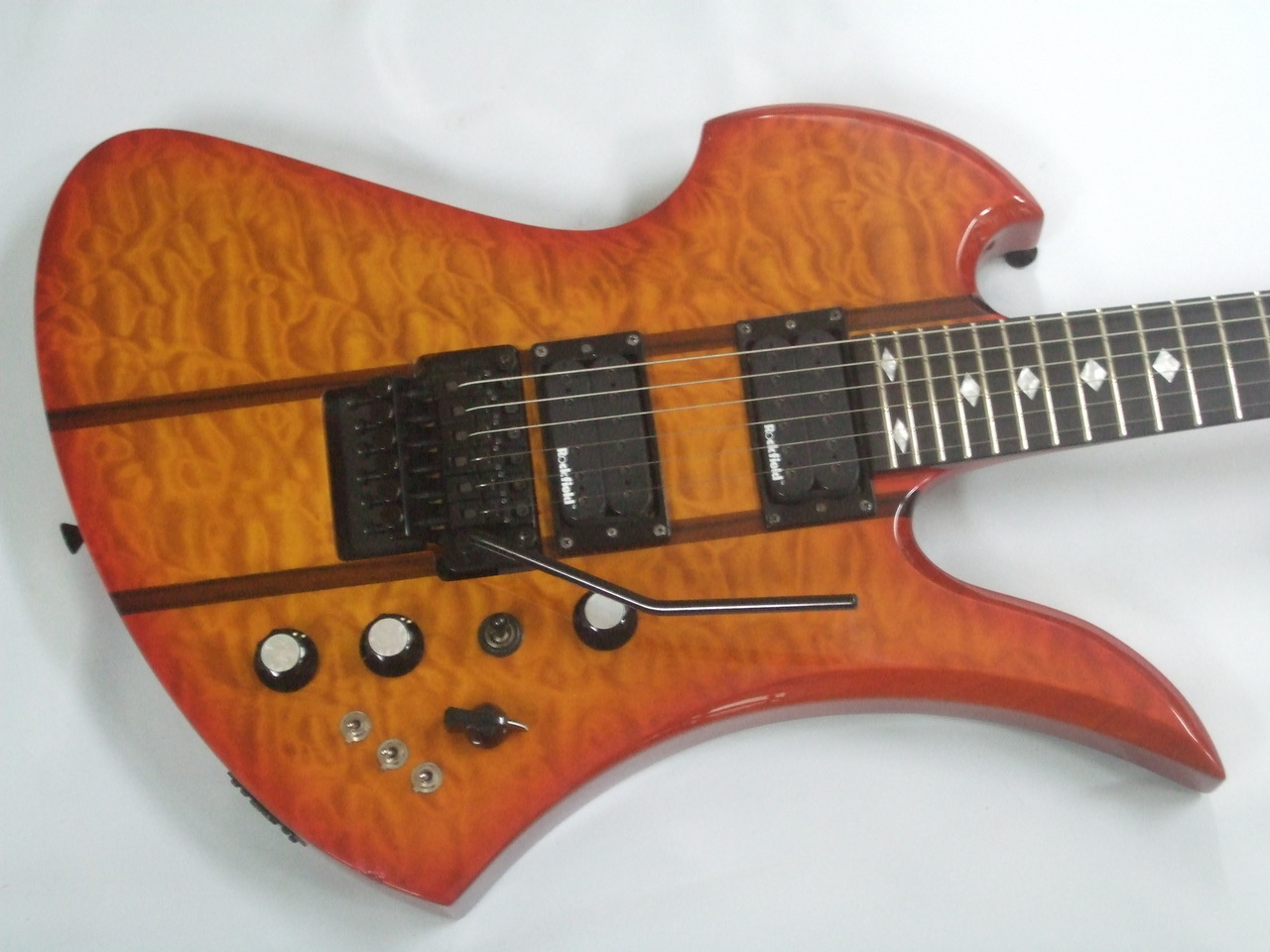 BC.Rich Mockingbird ST（中古）【楽器検索デジマート】