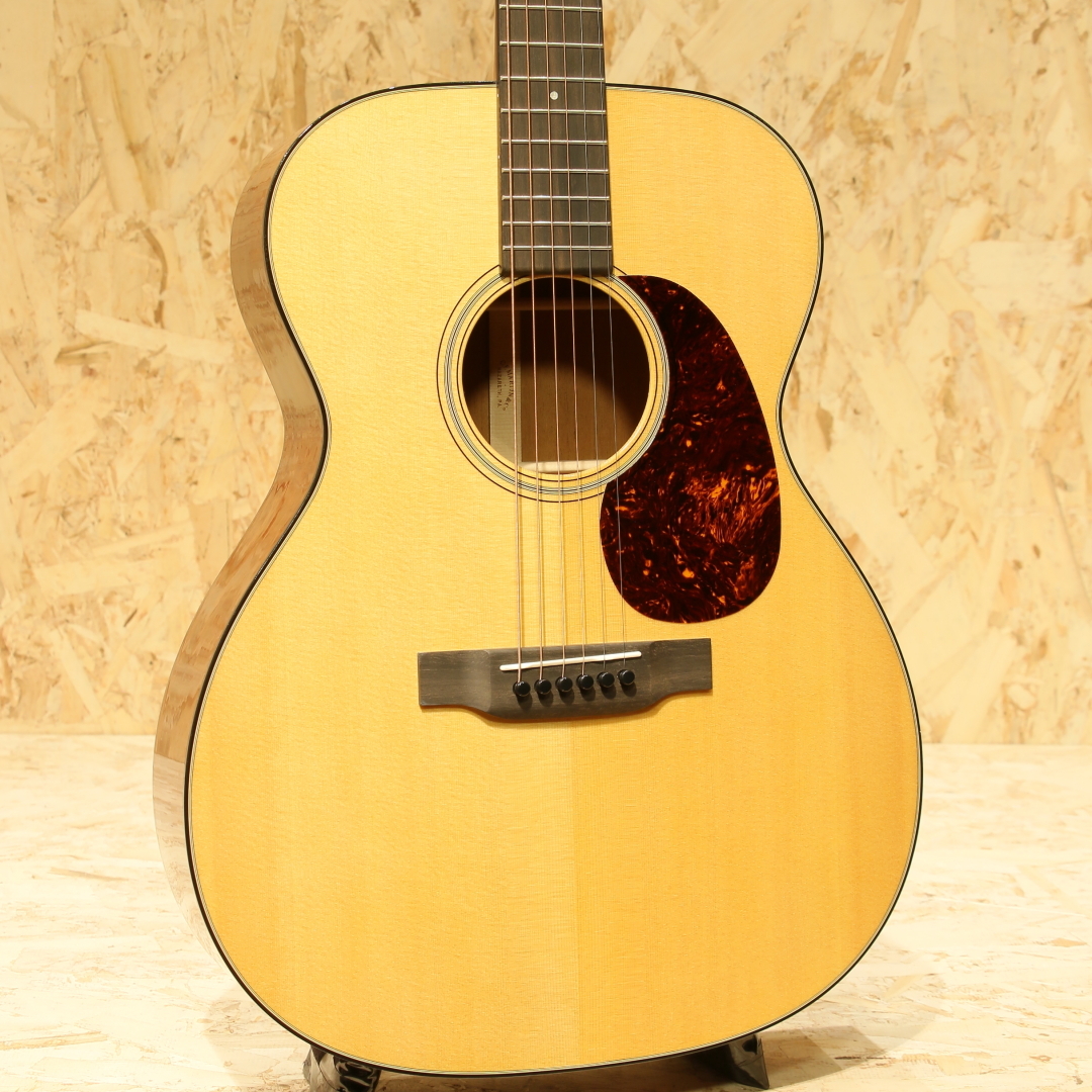 Martin OOO-18 Standard