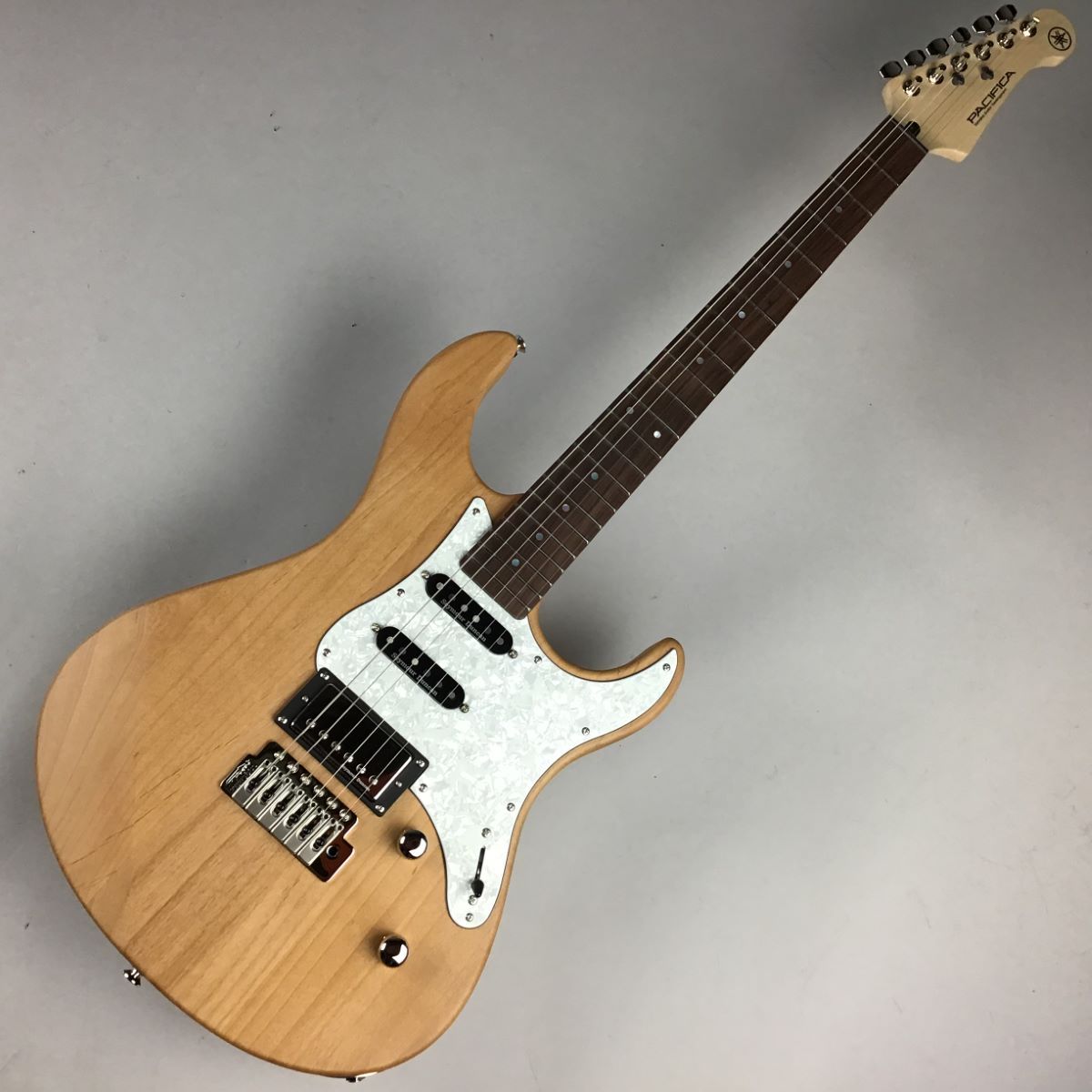 YAMAHA PACIFICA612VIIX YNS イエローナチュラルサテン |現物画像