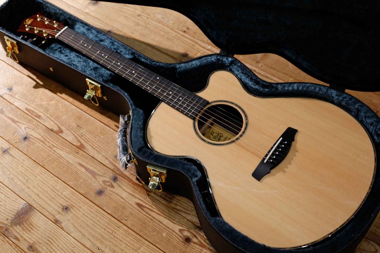 Crews Maniac Sound ES-1500C Premium Limited 