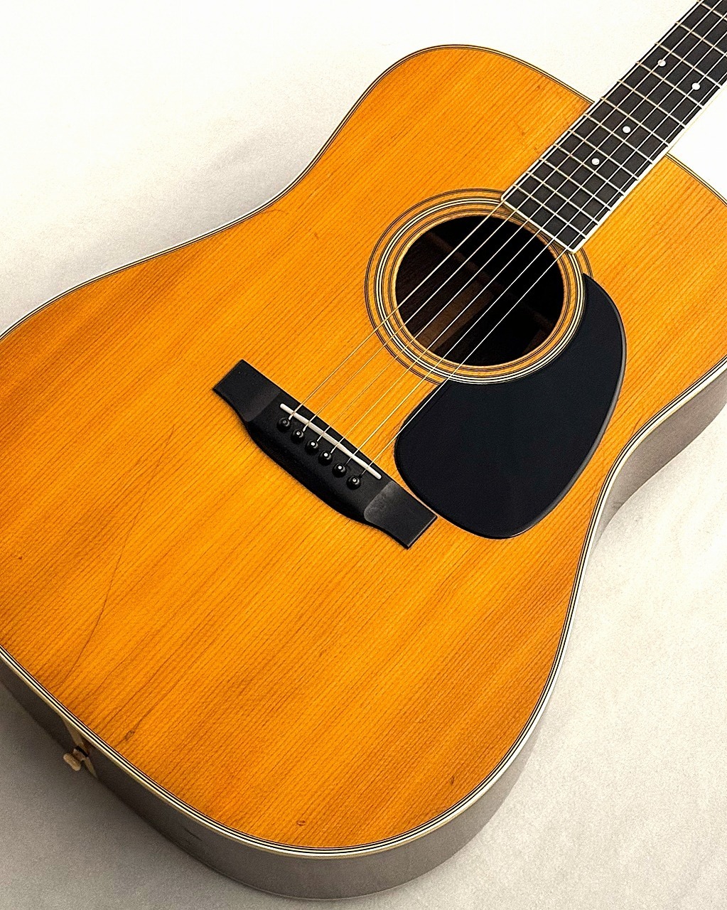 Martin 【お茶の水大楽器祭り 8/14(金)目玉品】 D-35 【1976年製