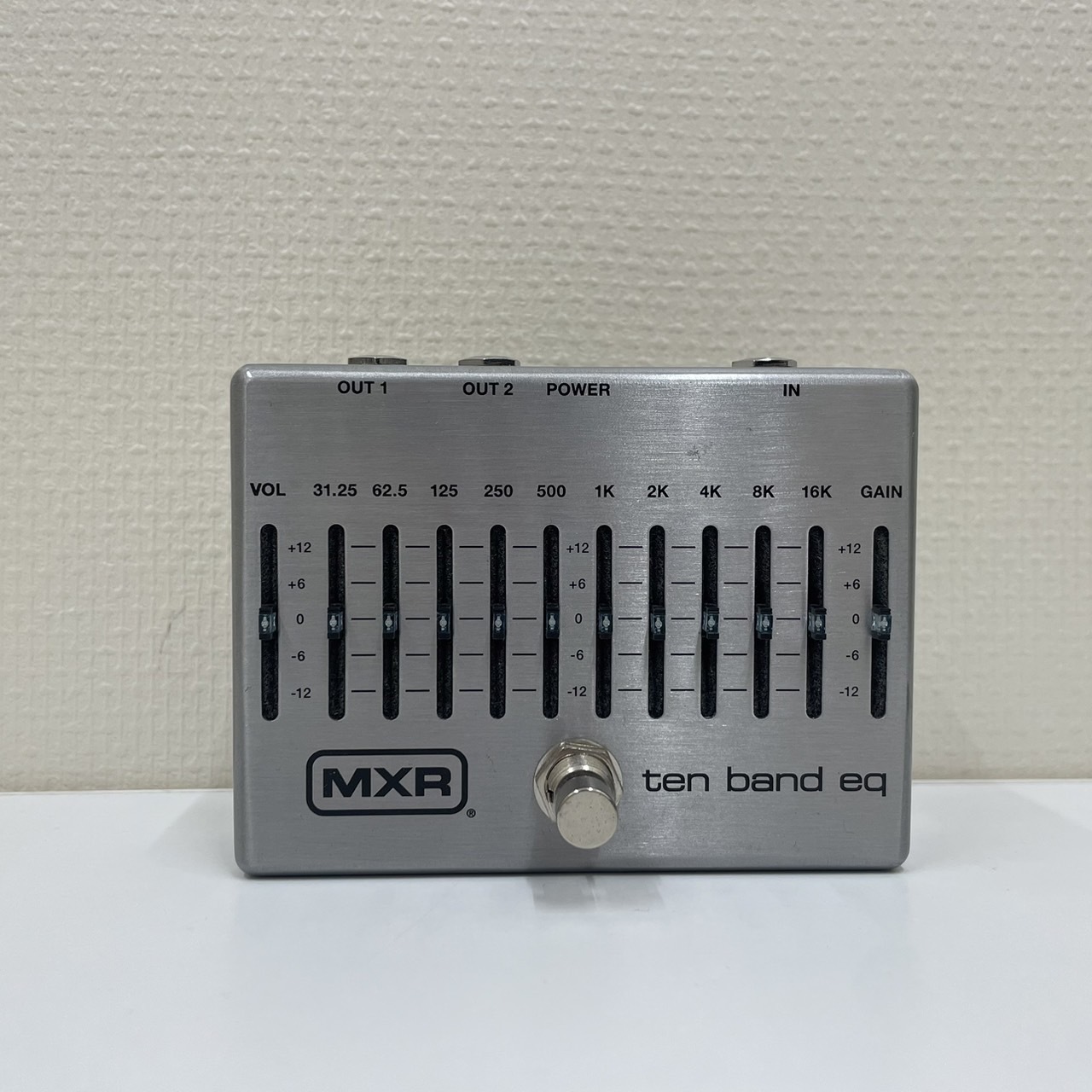 在庫限品［純正アダプタ付］MXR グラフィックイコライザー　10バンド ギター