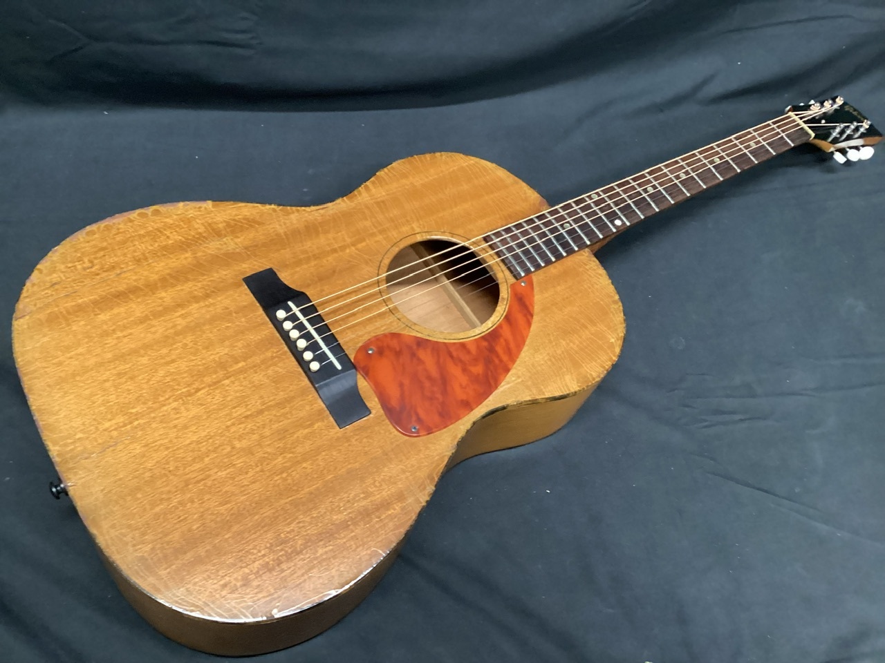 ギブソン LG-0 初期型 1960〜1961年