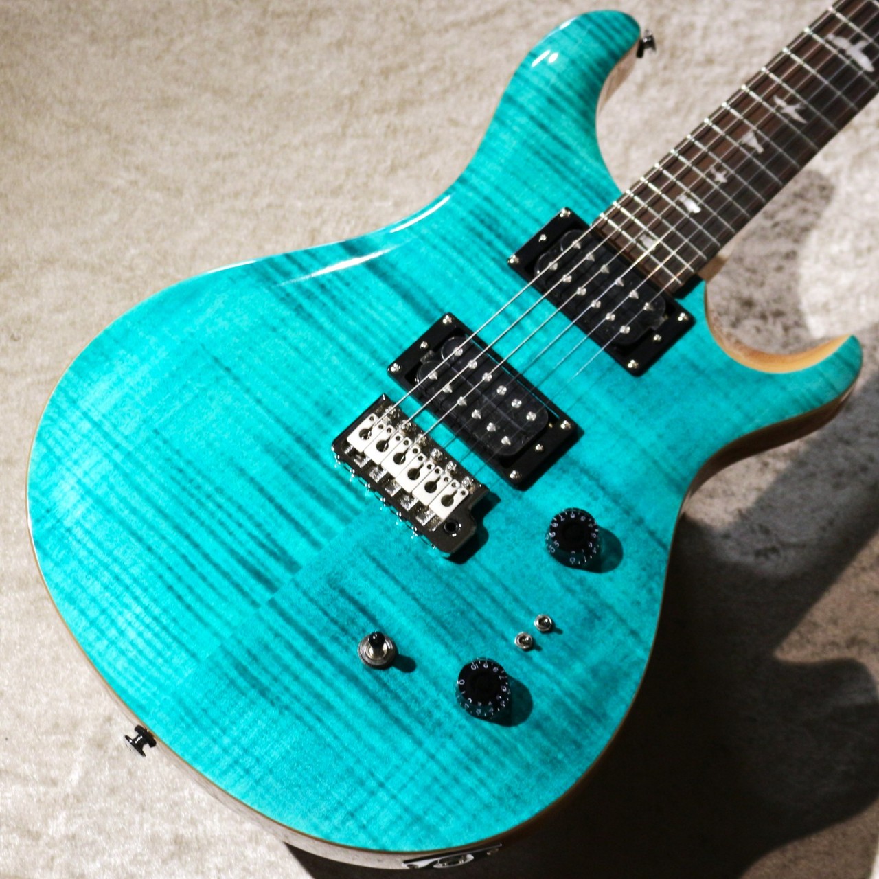 GW値引き！PRS SE Custom24 キルトトップ 青系 Mod品 - エレキギター