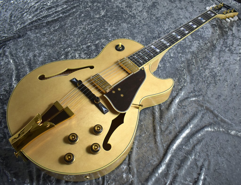 ハ*ー様 Ibanez エレキギター クリーム色 ハムバッカー Ibanez AZES40-TUN AZ Essentials エレキギター 初心者 トレモロ
