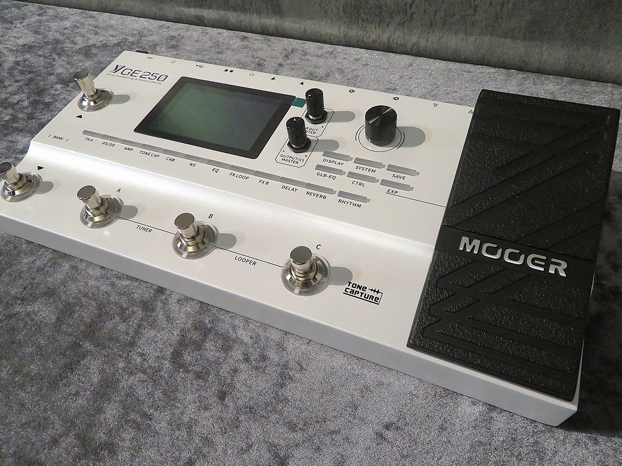 MOOER 【美品USED】GE250【人気マルチエフェクター】【即納可能