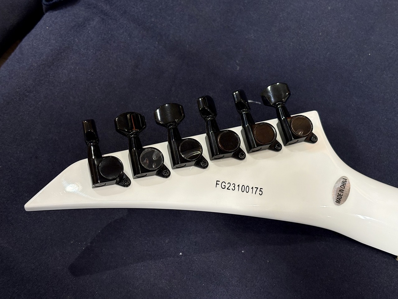 【10748】 FERNANDES TEJ-STD 2S ホワイト EMG FERNANDES TEJ-STD 2S WH【展示品大特価】（新品特価/送料無料