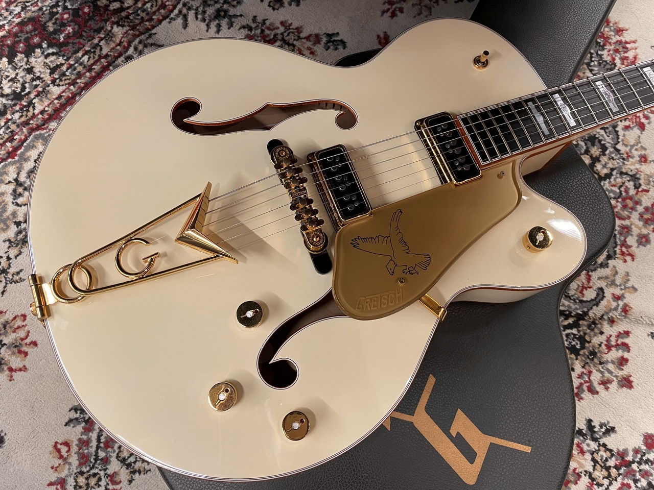 Gretsch G6136-55 Vintage Select Edition '55 White Falcon ≒3.47