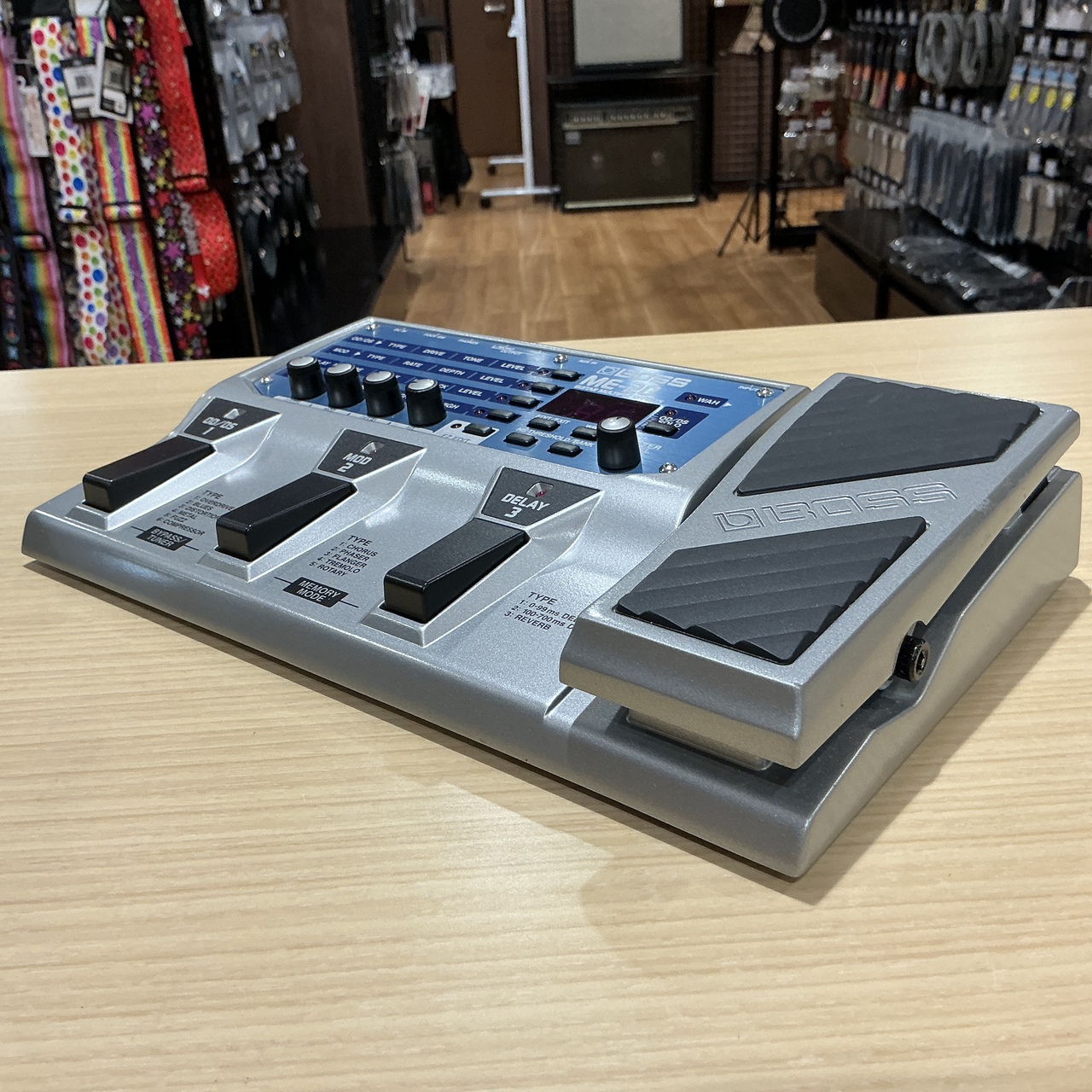BOSS ME-20 Guitar Multiple Effects（中古）【楽器検索デジマート】