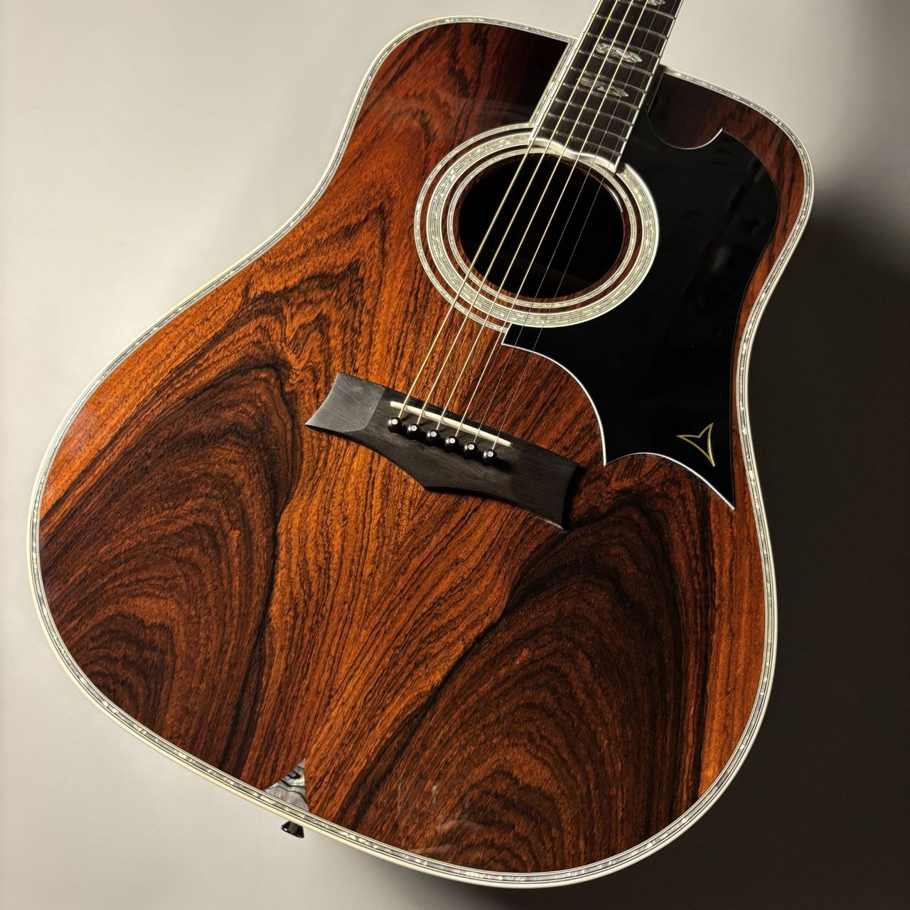 美品　K.Yairi YW800 Fishmanピックアップ搭載 美品 K.Yairi YW800 Fishmanピックアップ搭載