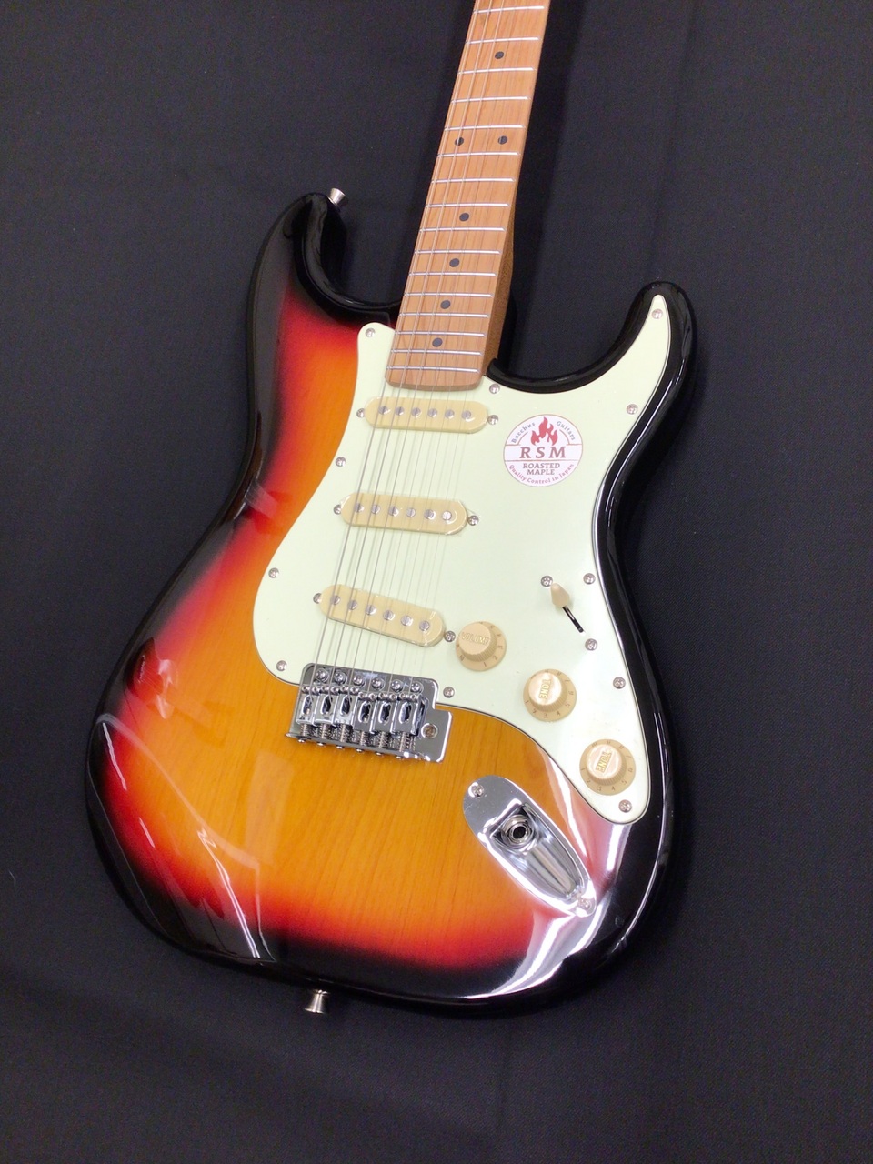 16日まで出品 商品説明必読です】Bacchus BST-1R サンバースト BST-1R/SW (