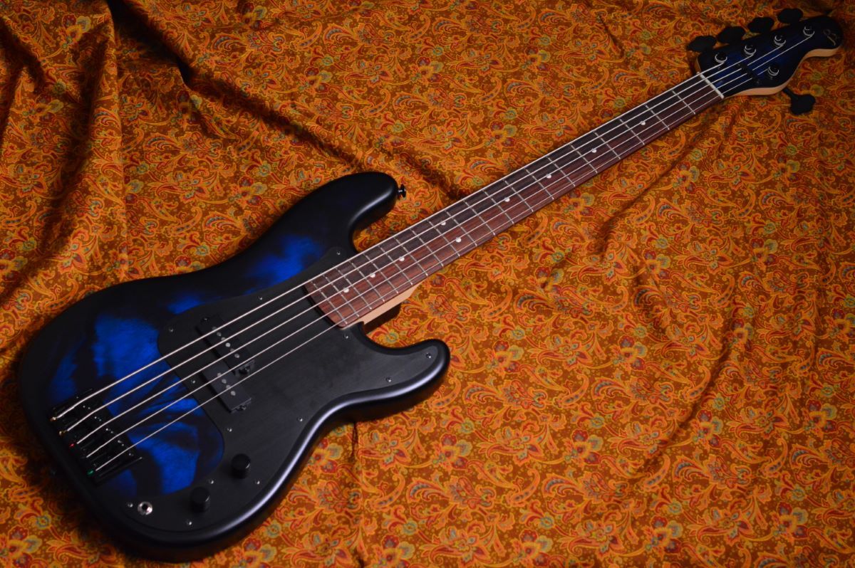 Black Smoker BETA-P5SM / Experimental Blue Black Burst（新品/送料無料）【楽器検索デジマート】