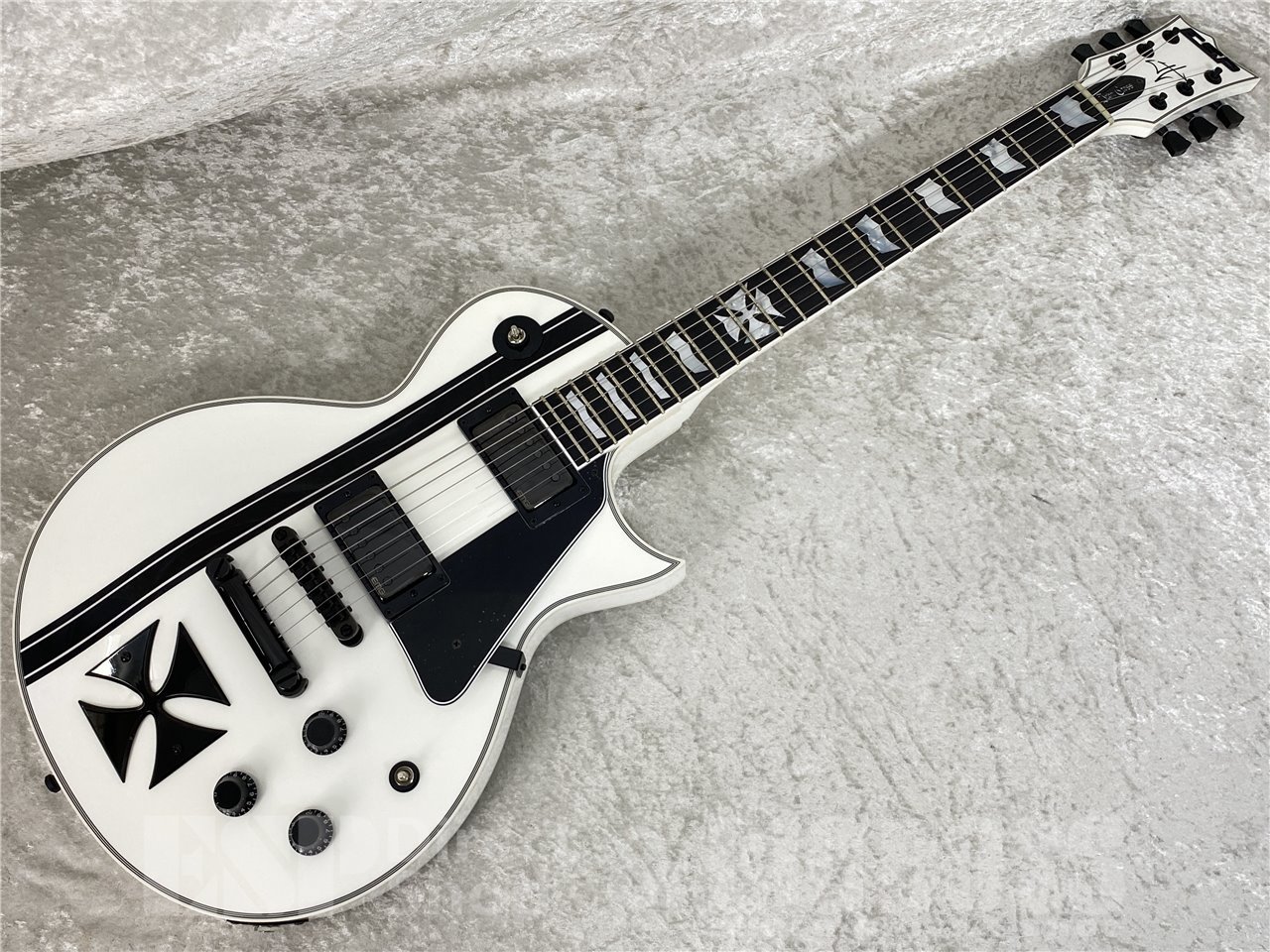 エレキギター ホワイト ESP IRON CROSS(Snow White) (METALLICA/James Hetfieldモデル)（新品