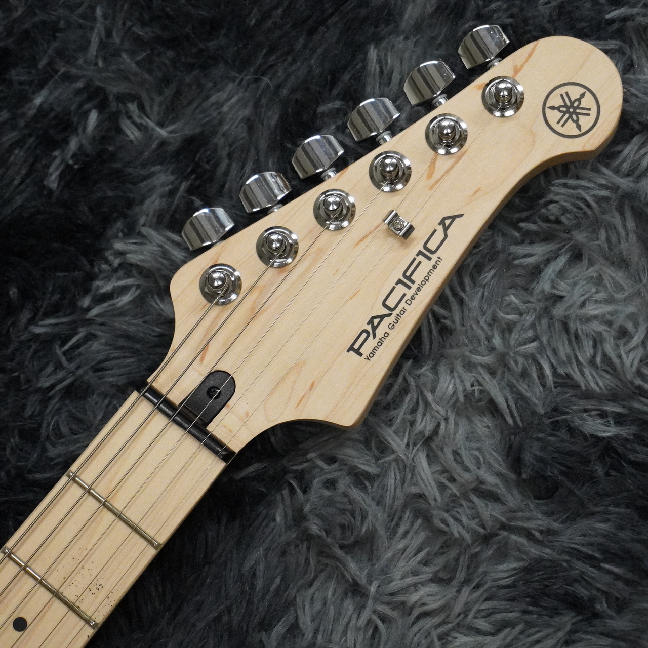 YAMAHA PACIFICA112VMX YNS (Yellow Natural Satin