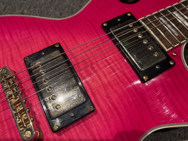 ギター Spear CLAYMORE HOLLOW FLAME Amazon | 【SPEAR GUITAR】Claymore Ash Custom – Honey Burst