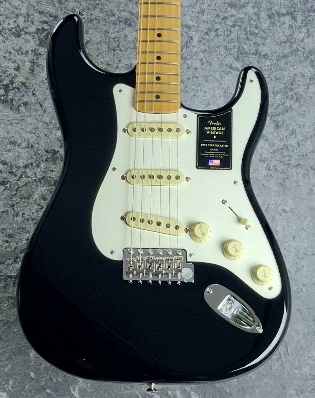 Fender American Vintage II 1957 Stratocaster / Black [3.62kg