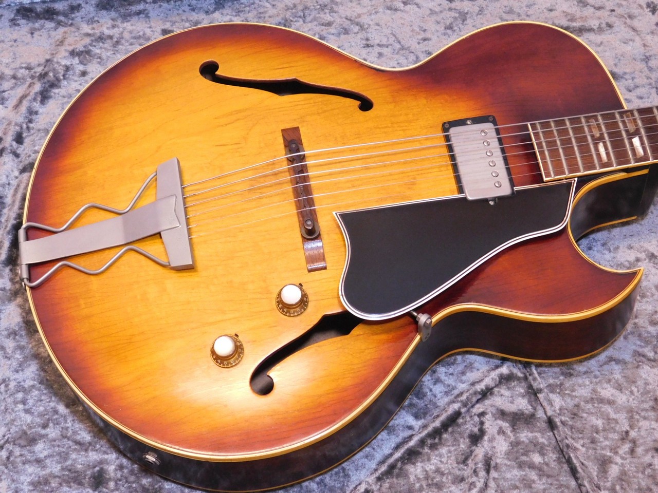 Gibson ES-175 PAF(P.A.F.)（ビンテージ）【楽器検索デジマート】