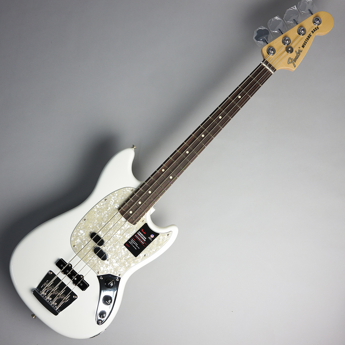 Fender American Performer Mustang Bass Rosewood Fingerboard Arctic White  エレキベース 【アウトレット】（新品特価/送料無料）【楽器検索デジマート】