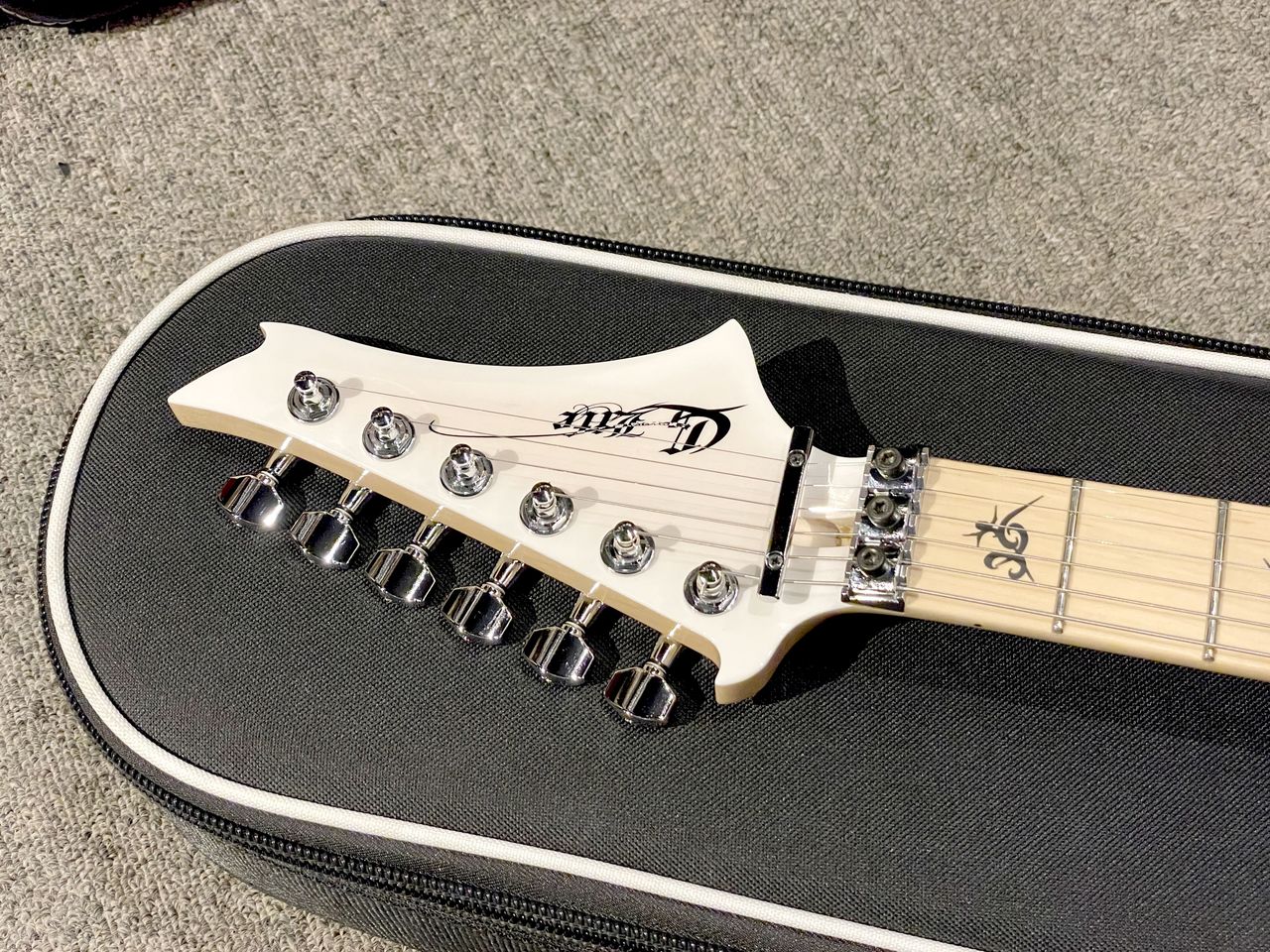 G-Life Guitars DSG Life-Ash中古品 G-Life Guitars DSG Life Ash Coral Pink Burst【アッシュ