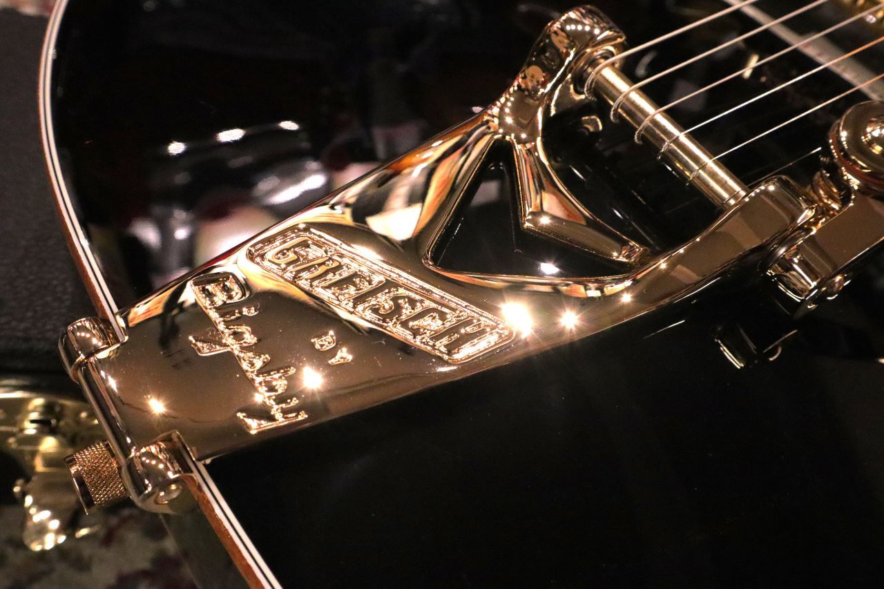 Gretsch G6136T-59 Vintage Select Edition '59 Black Falcon（新品