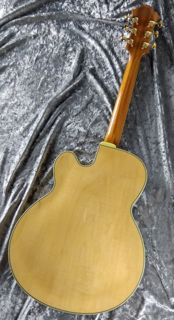 Ibanez PM-200 Pat Metheny Signature NT : Natural s/n F2508163