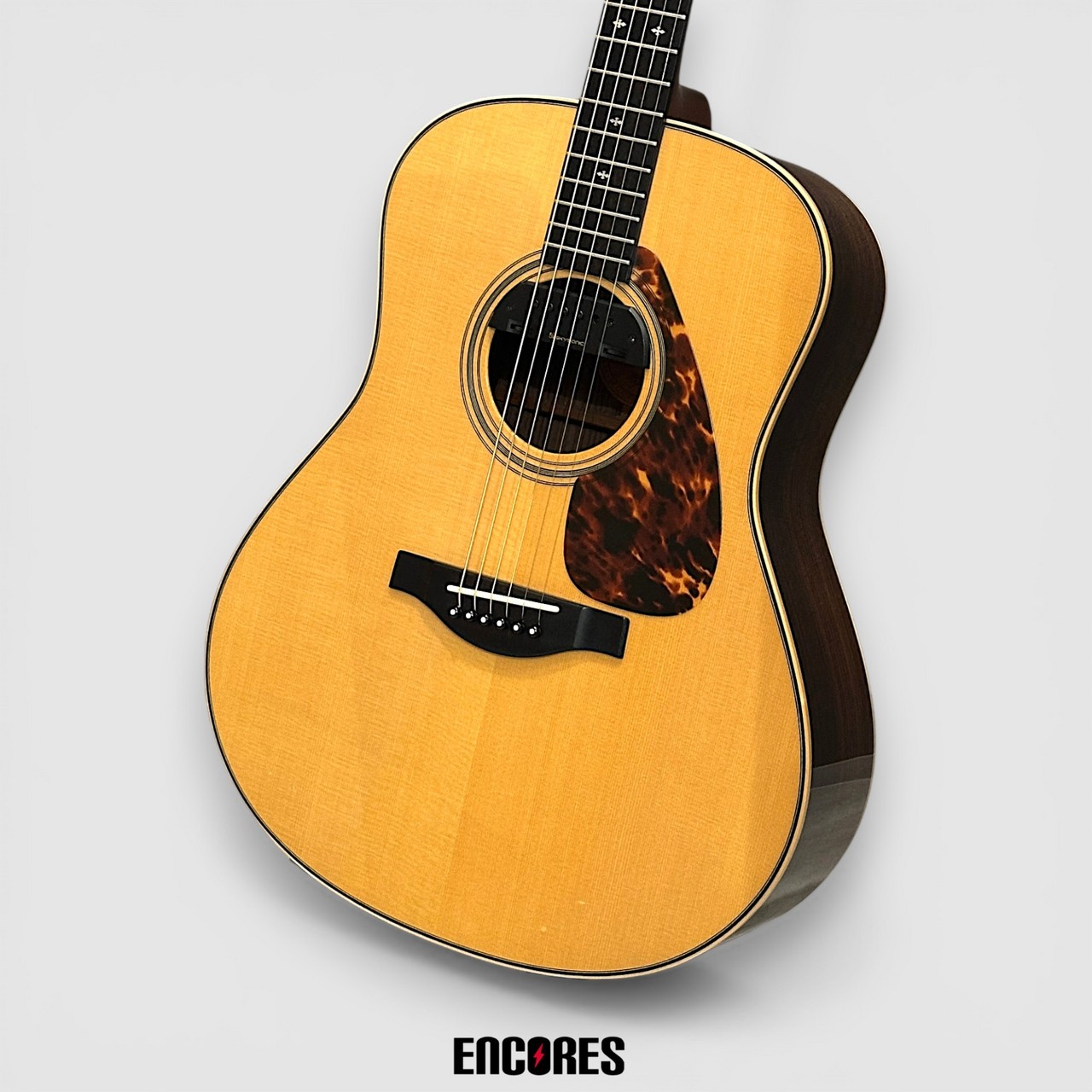 ギター YAMAHA LL26 ARE w/ SKYSONIC T-903 YAMAHA LL26 ARE w/ SKYSONIC T-903（中古）【楽器検索デジマート】