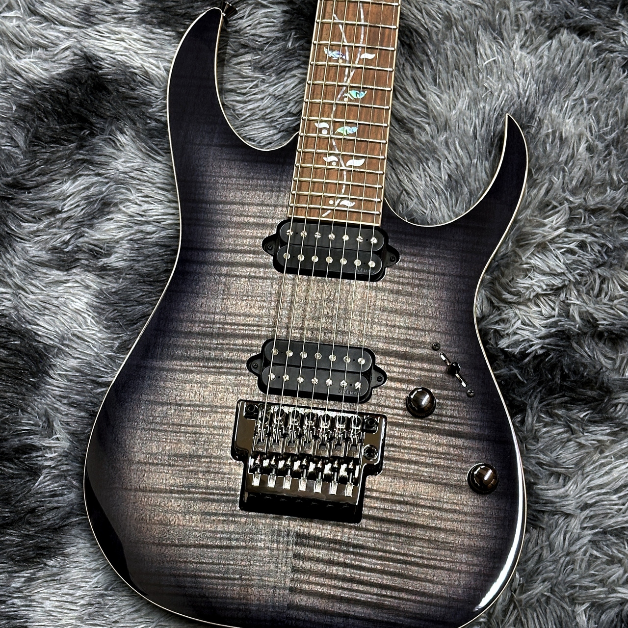 Ibanez エレキギター ブラック フレイムメイプル Ibanez AZ22S1F TKS (Transparent Black Sunburst) エレキギター