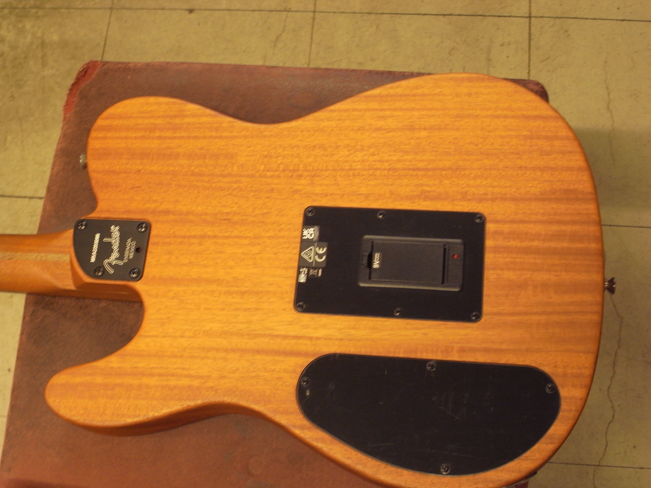 Fender Acoustasonic Player Telecaster（中古）【楽器検索デジマート】