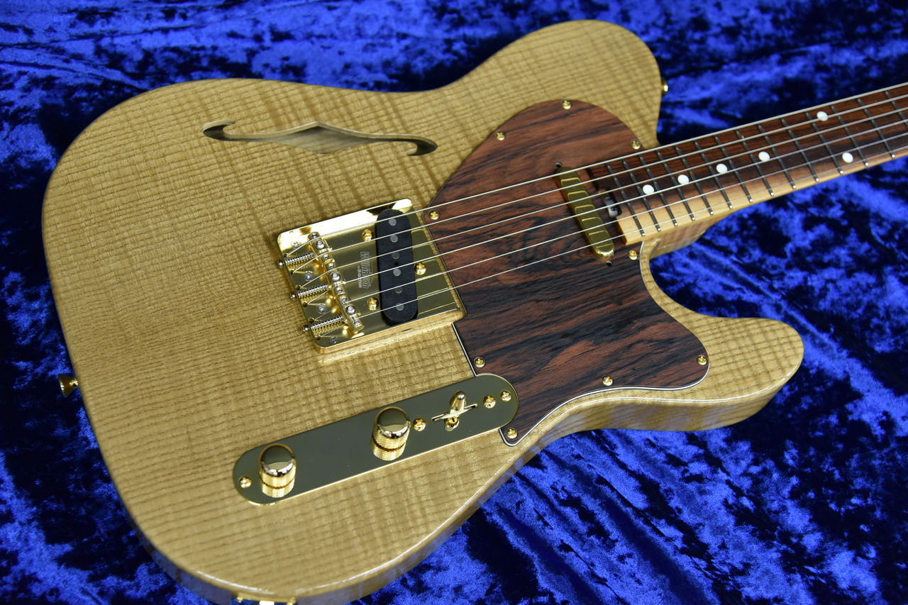 infinite Trad Fullsize T Hollw キハダボディー、ハカランダ指板 2.39