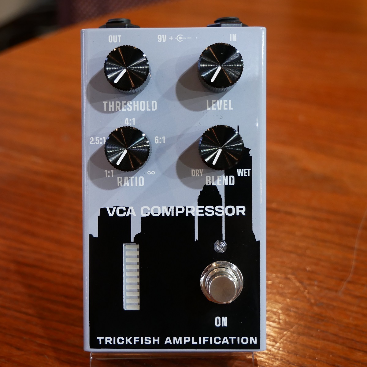 TRICKFISH AMPLIFICATION VCA COMPPRESSOR 【Bass用