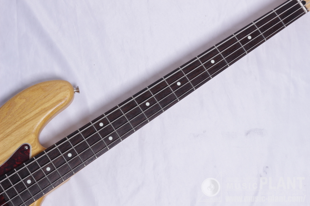 ブラウン エレキベース 日本製 Ibanez（アイバニーズ）のエレキベースの新製品9機種が発売！