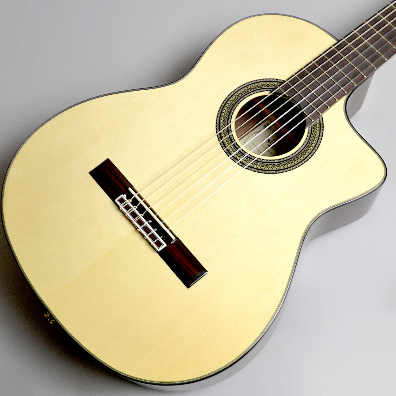 ARIA A-100CWE【現物画像】※試奏予約可能