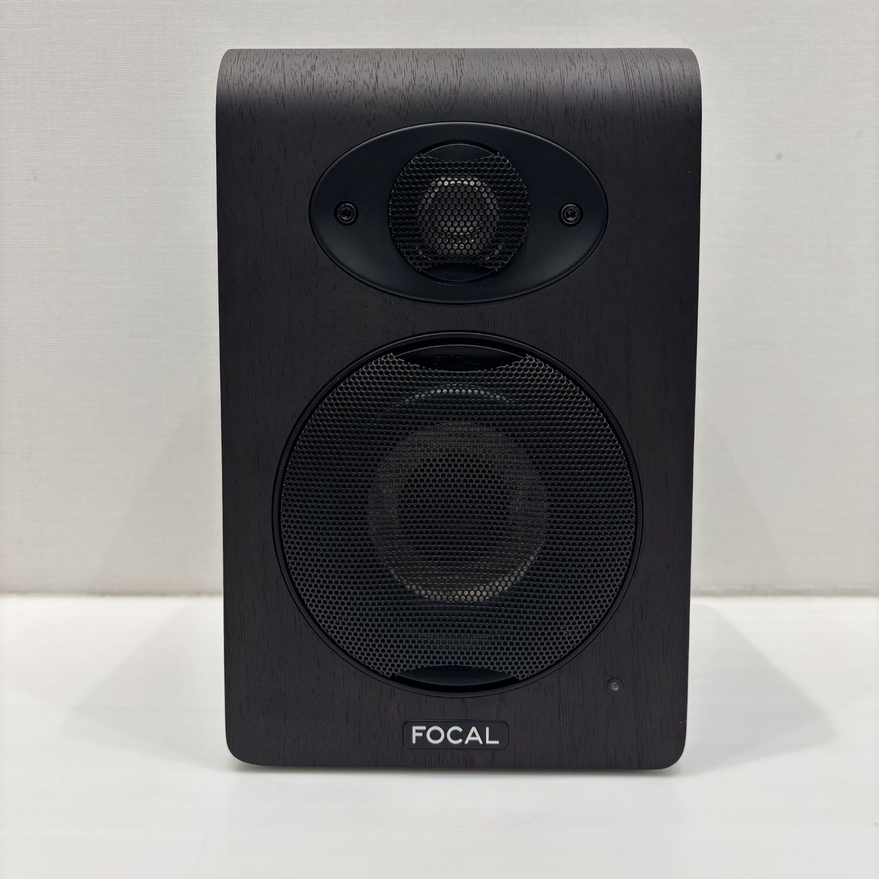 FOCAL 【展示品売り切り特価】SHAPE40 1台（新品特価/送料無料）【楽器 