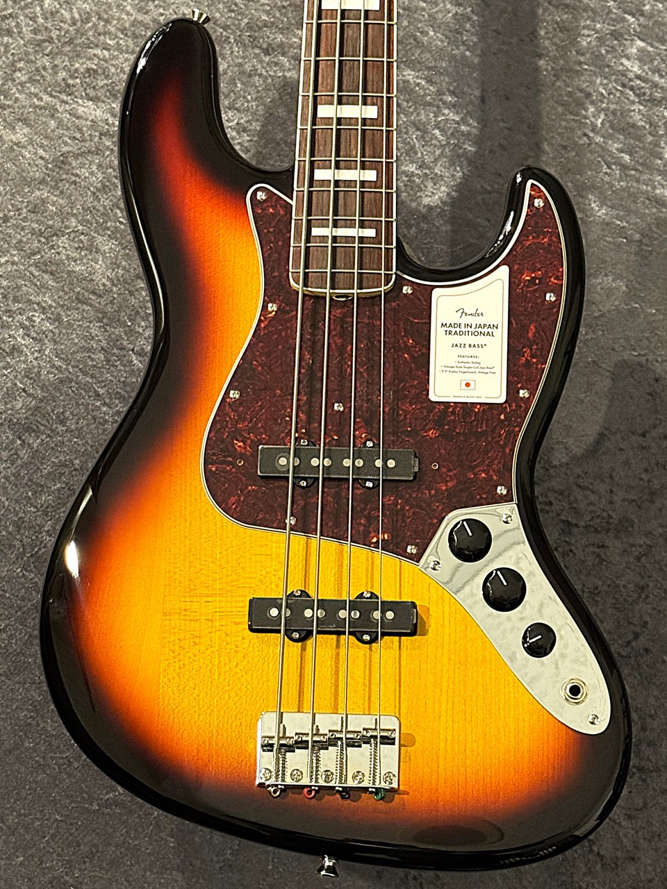 Fender Made in Japan Traditional Late 60s Jazz Bass -3-Color