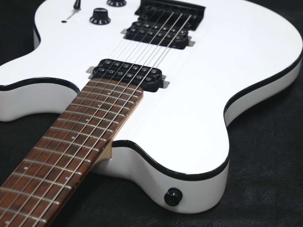 Sterling by MUSIC MAN SUB AX3S AXIS SN:1804 ≒3.45kg (White