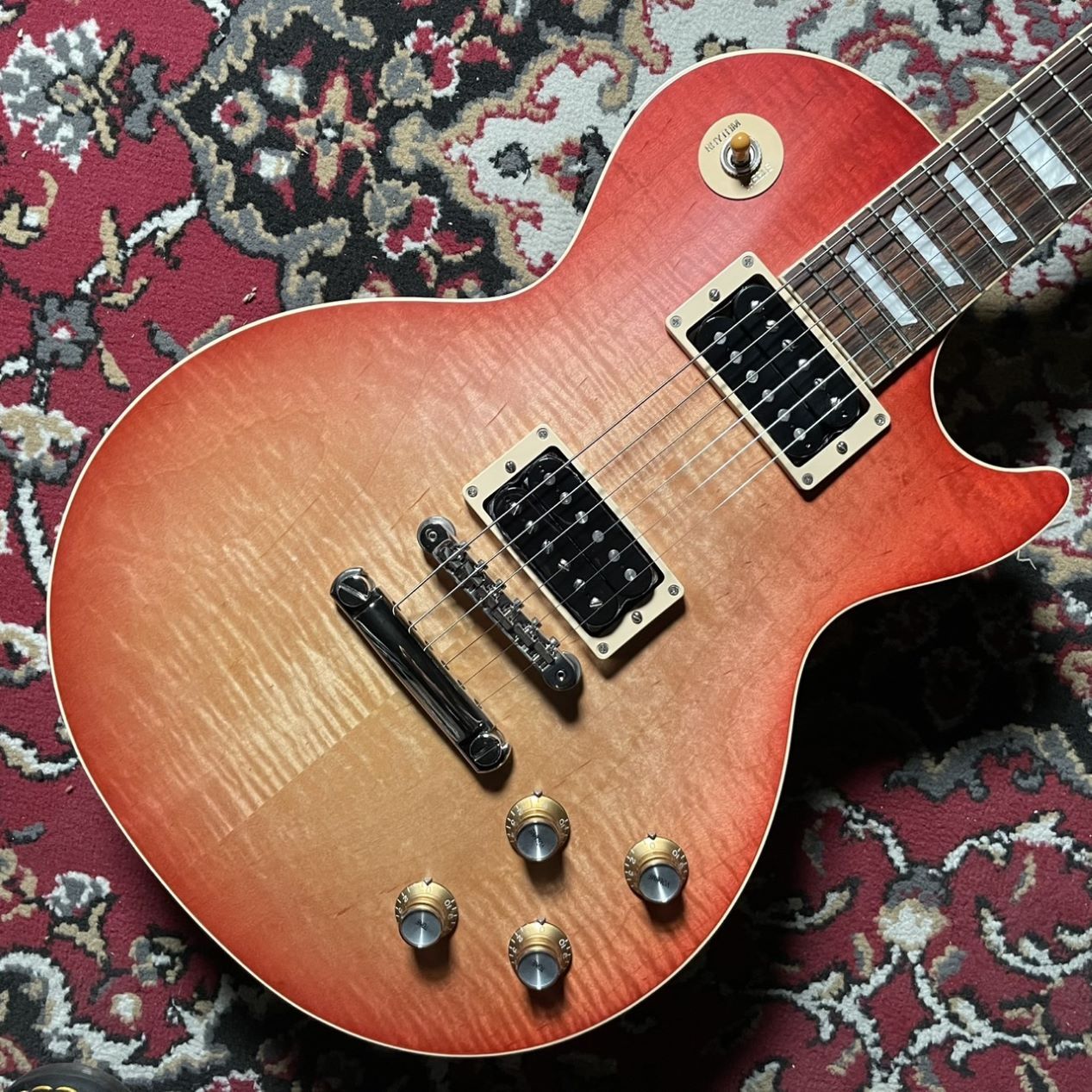 Gibson LP STD 60s Faded エレキギター