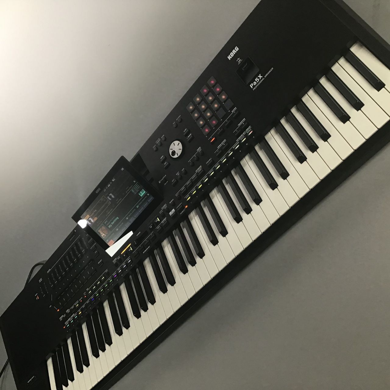 KORG Pa5X-76 【展示機・クリアランスにつき1点限りの大特価