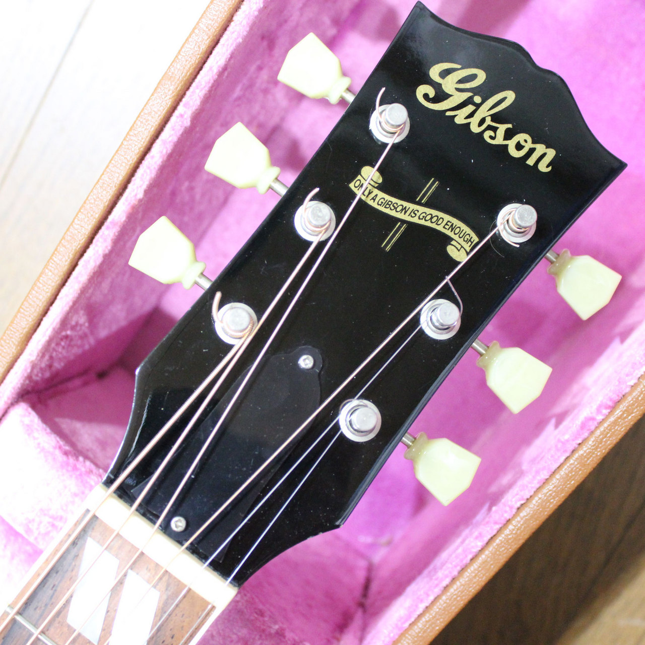 Gibson Banner Southern Jumbo True Vintage 2008年製です（中古
