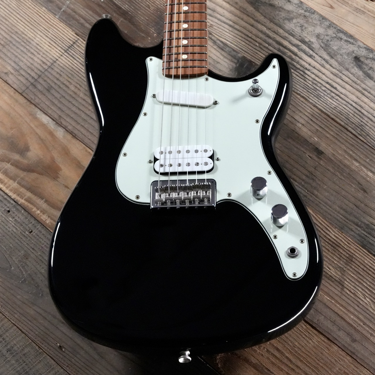 Fender MEX DUO SONIC HS/Black（中古/送料無料）【楽器検索