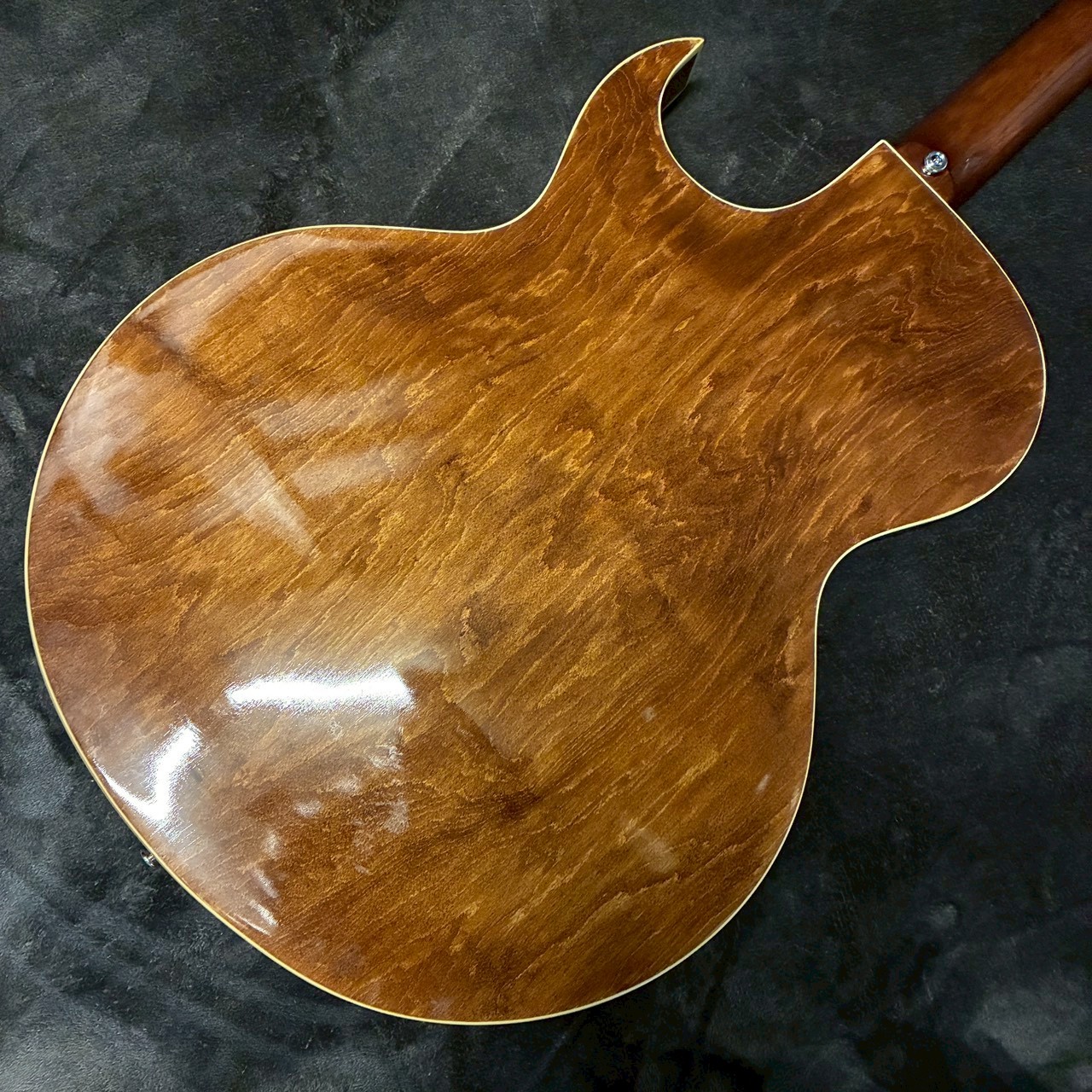 Loar LH-302T-CVS 【USED】【2.3㎏】（中古）【楽器検索デジマート】