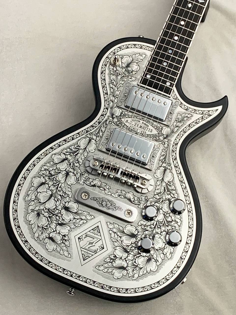 Zemaitis MFG-AC-24 Diamond & Z - Black - #JGA25029【3.82kg