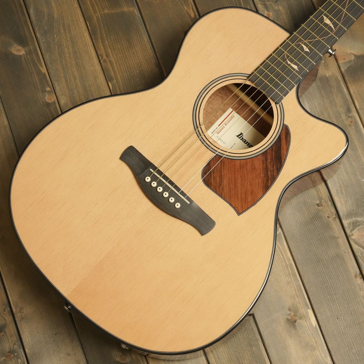 Ibanez PC34CE NT (Natural High Gloss) エレアコギター ケース付属