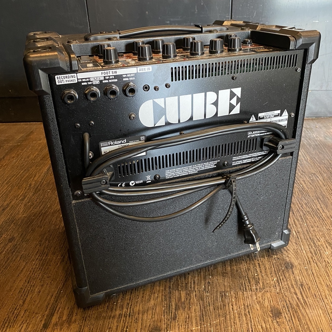 Roland Cube-40XL Guitar Amplifier（中古/送料無料）【楽器検索 